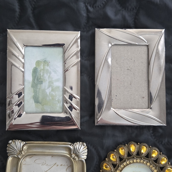 Vintage/MOD Lot Of 11 Small Gallery Picture Frames Metal Ornate Rhinestone Mix - Picture 4 of 9